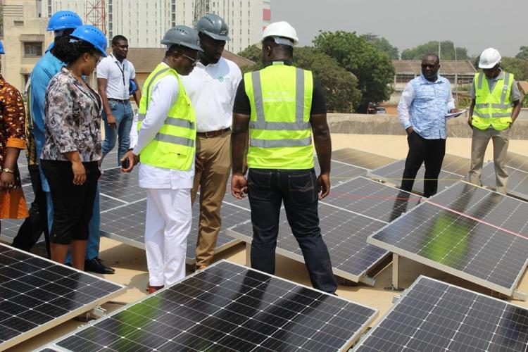 Energy Minister Inspects 912kWp Solar Power under Construction At Jubilee House